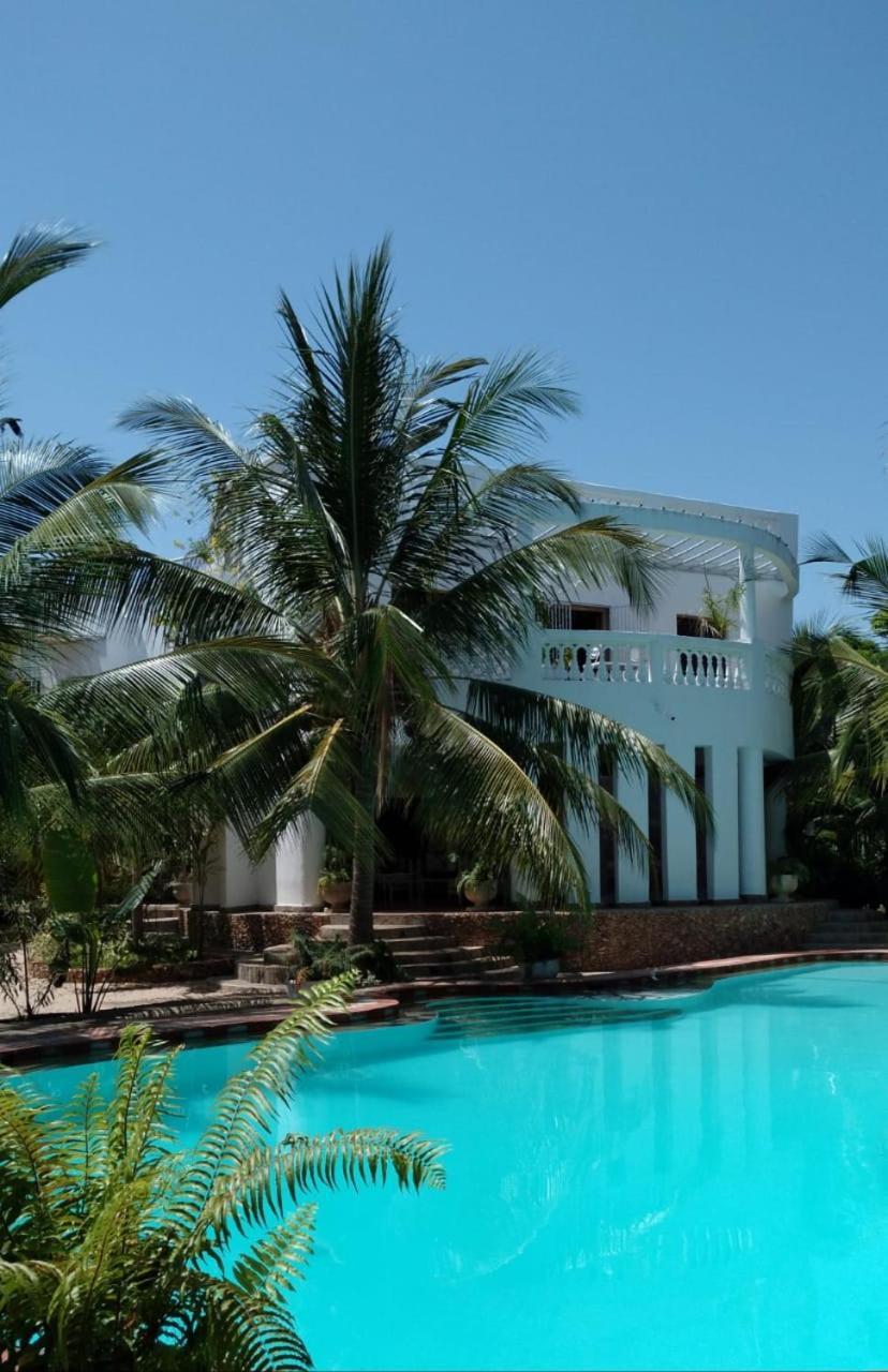 Mwezi Nyota Hotel Malindi Exterior photo